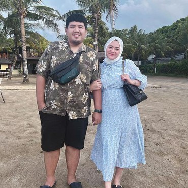 Sindir Karma, 8 Potret Yunita Eks Daus Mini Kini Bahagia Bareng Suami & Anak
