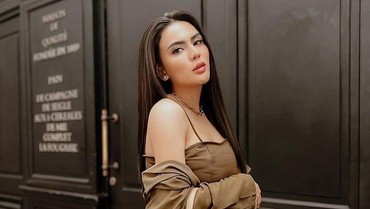 img-title 7 Foto Anggita Sari Model Seksi Eks Istri Freddy Budiman
