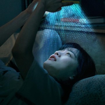 img-title Drama Populer dari Chun Woo Hee, Aktris Cantik yang Curi Perhatian di Film Korea Netflix 'Unlocked'