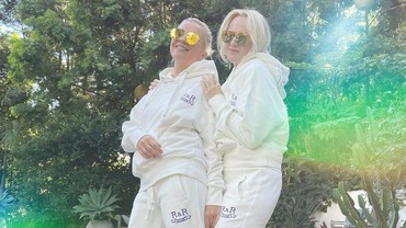 img-title Dilamar di Disneyland, Ini Profesi Pacar Sesama Jenis Rebel Wilson