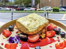 Gokil! French Toast Termahal di Dunia Ini Berlapis Emas 24 Karat