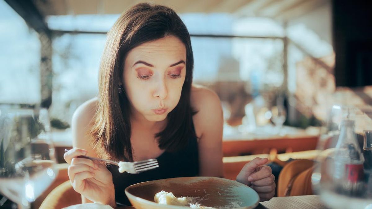 Ciri Kepribadian Orang yang Makan Cepat, Bisa Mencerminkan Diri Kita