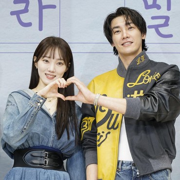 Faktanya Akrab, Lee Sung Kyung & Kim Young Kwang Jaga Jarak di 'Call It Love'