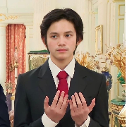 9 Gaya Pangeran Wakeel yang Ikut Jadi Primadona saat Pangeran Mateen Menikah