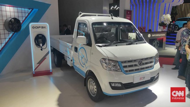 Sederet mobil listrik dipamerkan di IIMS 2023, ada yang sudah dijual tetapi ada juga yang baru pertama kali muncul ke publik.