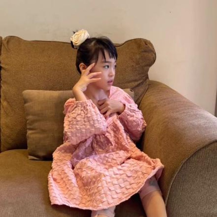 <p>Shan lahir pada 9 Januari 2016. Gadis berusia 7 tahun ini disebut mengidap Cerebral palsy sejak ia dilahirkan. Ketika lahir, Shan tidak menangis dan terlihat seperti pingsan. Ia pun baru mengeluarkan suara setelah 40 hari kehidupan. (Foto: Instagram: @javierjustin)</p>