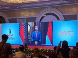 Jokowi: Tanpa Keahlian Baru, Peluang Kerja Akan Digantikan Robot