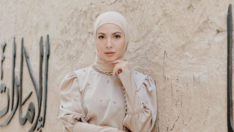 Sikap Ratna Galih Hadapi Anak Bingung Budaya