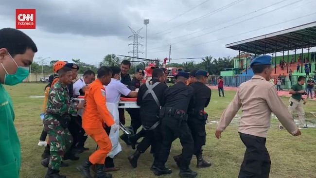 Rombongan Kapolda Jambi yang mendarat darurat dan kecelakaan di hutan Bukit Tamiai, Kerinci, Jambi, telah dievakuasi seluruhnya.