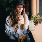 Diam-diam, 5 Kebiasaan Minum Ini Dapat Meningkatkan Tekanan Darah Lho! Kamu Sudah Tahu?