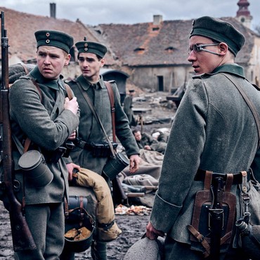 'All Quiet on the Western Front' Raih Sinematografi Terbaik