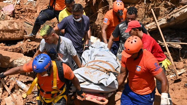 FOTO: Kala Banjir di Sao Paulo Brasil Tewaskan 40 Orang