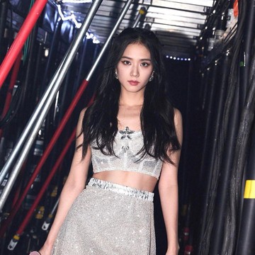 MV Debut Solo Jisoo Jadi yang Termahal di BLACKPINK