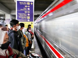 7 Perjalanan KRL Terganggu Imbas Perbaikan KA Bandara di Manggarai