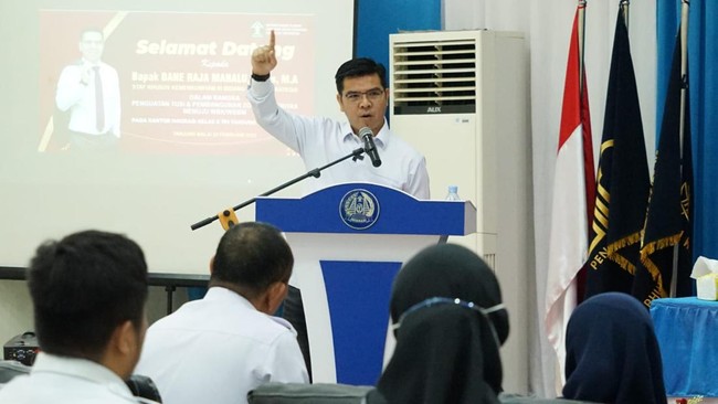 Bane menyatakan siap membantu UPT di Sumut meraih predikat Wilayah Bebas dari Korupsi (WBK) dan Wilayah Birokrasi Bersih Melayani (WBBM).