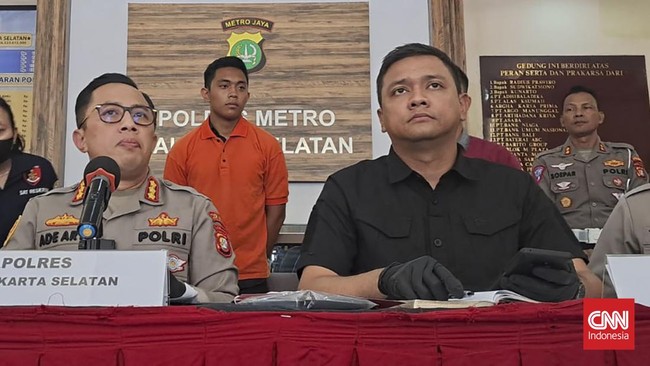 Perempuan berinisial A mengadu ke Mario pernah mendapat perlakuan kurang baik oleh David, mantan pacarnya. Emosi Mario tersulut hingga melakukan penganiayaan.