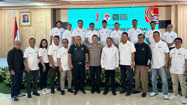 Menpora RI Zainudin Amali meresmikan Presidium Nasional Suporter Sepak Bola Indonesia (PN-SSI) di kantor Kemenpora, Jakarta, Rabu (22/2), berikut tujuannya.