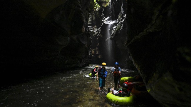 FOTO: Rute Pasukan Pemberontak Kolombia Jadi Tempat Wisata Menakjubkan