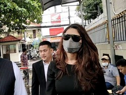 Tamara Bleszynski Turut Berduka Atas Meninggalnya Nanie Darham