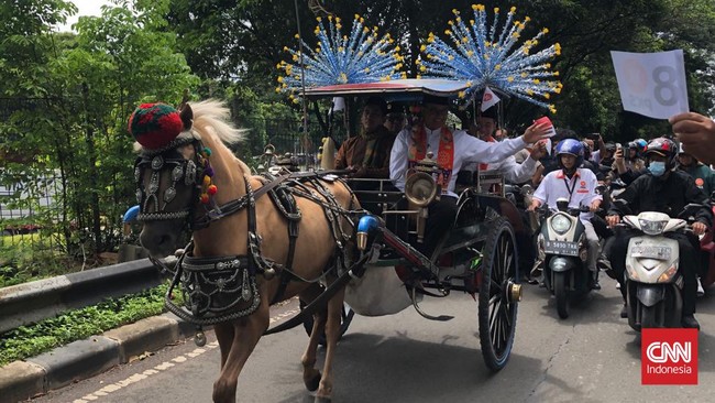 Presiden Partai Keadilan Sejahtera (PKS), Ahmad Syaikhu mengungkapkan alasan pihaknya mendukung Anies Baswedan menjadi capres karena sososk religius.