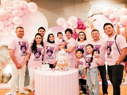 Alasan Tak Terduga Ashanty Beri Kado Spesial Emas 50 Gram untuk Ameena di Ultah Pertama