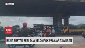img-title VIDEO: Bawa Mistar Besi, Dua Kelompok Pelajar Tawuran