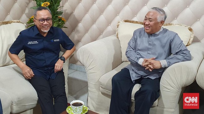 Saat dikunjungi Zulhas, eks Ketum PP Muhammadiyah itu mengatakan ormas tersebut tak terkait dengan parpol manapun termasuk PAN.
