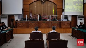 img-title Vonis AKP Irfan di Obstruction of Justice Diwarnai Dissenting Opinion