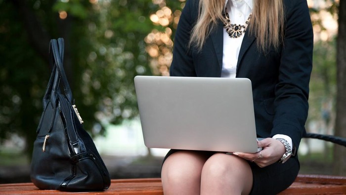 img-title 5 Tas Kekinian yang Cocok untuk Bawa Laptop Tapi Stylish Banget