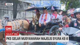 VIDEO: Iring-iringan Anies Baswedan Menuju Kantor PKS