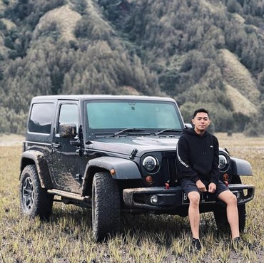 Ini Koleksi Kendaraan Mewah Mario Dandy Satrio yang Dipamerkan di Medsos