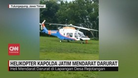 VIDEO: Helikpoter Kapolda Jatim Mendaratr Darurat