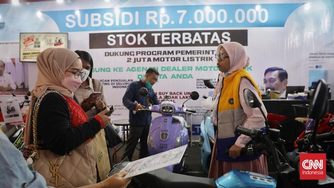 Pemerintah telah resmi mengumumkan subsidi atau insentif motor listrik sebesar Rp7 juta untuk 200 ribu motor baru dan 50 ribu motor konversi.