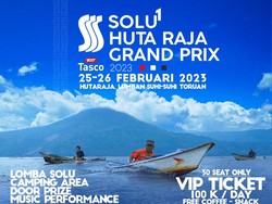 Selain F1H2O, Ada Balap Perahu Oleh Nelayan di Kawasan Danau Toba