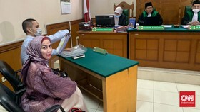 Sidang Cerai Venna Ditunda Lagi, Hakim Minta Ferry Muncul 9 Maret