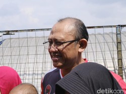 Kala Waketu DPRD Kota Bandung Keringatan Bareng Legenda Persib