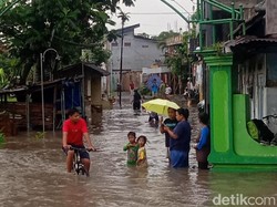 Hujan Lebat, Ruas Jalan Jogja-Solo dan Rumah Warga Ceper Klaten Banjir