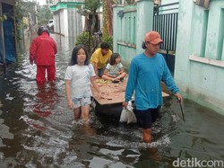 Penampakan Banjir di Kudus, Imbas Curah Hujan Tinggi
