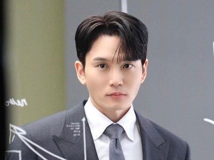 5 Fakta Menarik Han Joon Woo, Sekretaris Tampan di Drama Korea Agency