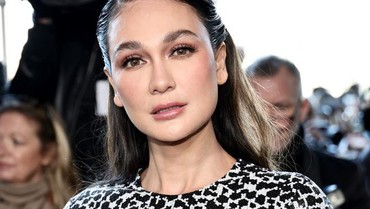Luna Maya Tanggapi Konser BLACKPINK di GBK yang Bikin Suporter Bola Ricuh