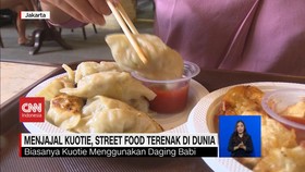 VIDEO: Menjajal Kuotie, Street Food Terenak di Dunia