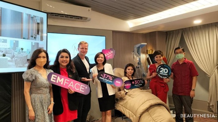 Miracle Perkenalkan MIRACLE ULTIMATE dan Rilis 'Emface' Treatment Eksklusif untuk Pertama Kalinya di Indonesia Miracle Perkenalkan MIRACLE ULTIMATE dan Rilis 'Emface' Treatment Eksklusif untuk Pertama Kalinya di Indonesia
