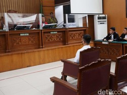 Raih Adhi Makayasa-Punya Kinerja Bagus Ringankan Vonis AKP Irfan