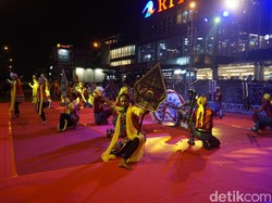 Meriah! Festival Kenthongan di Purwokerto