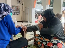 Korban Banjir di Jati Kudus Mengeluh Gatal-gatal