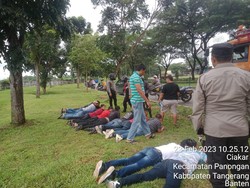 Polda Banten Tangkap 10 Debt Collector dari Kelompok Citra dan Serang