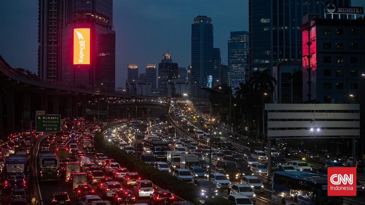 FOTO: Terjebak di Jakarta, Kota Termacet Kedua Asia Tenggara