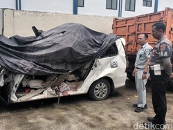 Ini Identitas 9 Korban Kecelakaan Mobil Vs Tronton di Tol Karanganyar