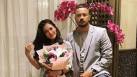 7 Potret Mesra Fera & Fathir Muchtar, Bahagia Menanti Momongan di Tahun ke-17 Pernikahan