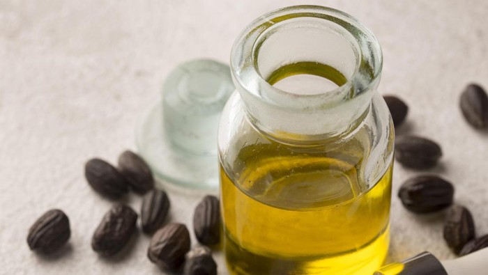 img-title Sudah Tahu Belum? Ada Minuman Kopi Campur Minyak Zaitun yang Lagi Viral dan Cocok Diminum Pagi Hari, Ini Manfaatnya!